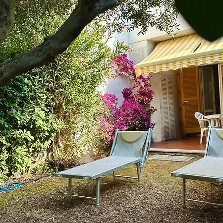 N289 - Numana, Bilocale Con Giardino Ed Aria Condizionata Daire